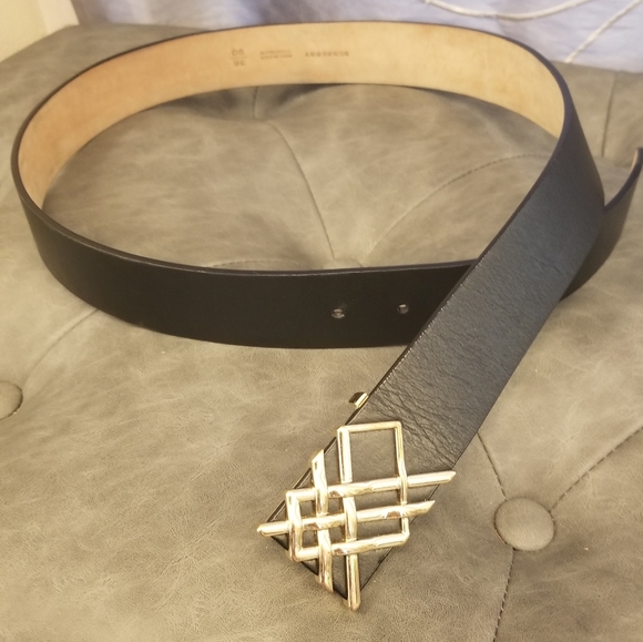 Authentic Burberry women belt - Picture 1 of 11